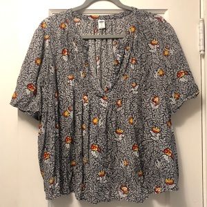 Old Navy Floral Top